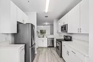 1859 NE 5th St, Boynton Beach, FL 33435 - Photo 8