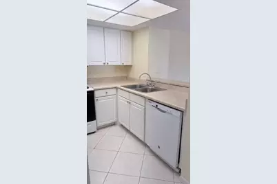 1526 SE Royal Green #L 107, Port Saint Lucie, FL 34952 - Photo 6