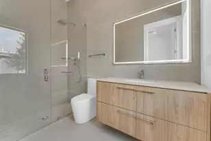 235 NE 11th St, Delray Beach, FL 33444 - Photo 32