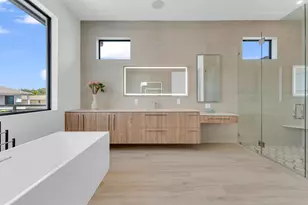 235 NE 11th St, Delray Beach, FL 33444 - Photo 28