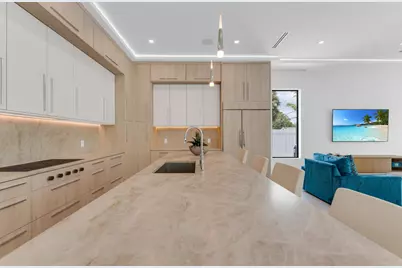 235 NE 11th Street, Delray Beach, FL 33444 - Photo 8