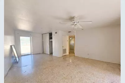 140 SE Prima Vista Boulevard, Port Saint Lucie, FL 34983 - Photo 12