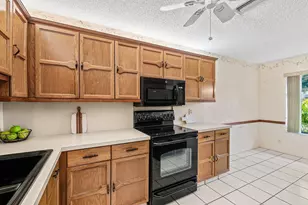 10057 Shadywood Pl, Boynton Beach, FL 33437 - Photo 10