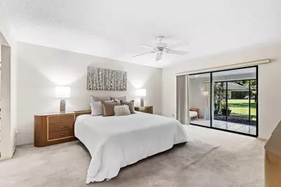 10057 Shadywood Place, Boynton Beach, FL 33437 - Photo 32