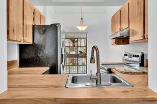 1921 SW 15th St, Deerfield Beach, FL 33442 - Photo 8