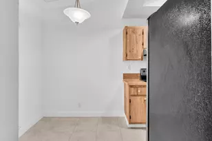 1921 SW 15th St, Deerfield Beach, FL 33442 - Photo 6