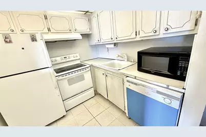 122 Oakridge I, Deerfield Beach, FL 33442 - Photo 10