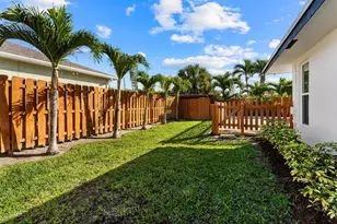 7410 Venetian Way, Lake Clarke Shores, FL 33406 - Photo 44