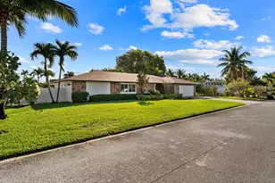 7410 Venetian Way, Lake Clarke Shores, FL 33406 - Photo 4