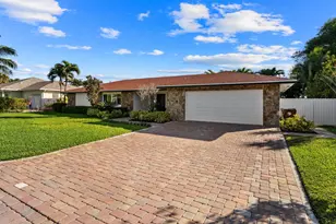 7410 Venetian Way, Lake Clarke Shores, FL 33406 - Photo 2