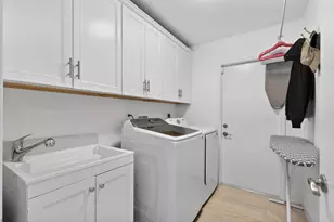 349 Seneca Ln, Boca Raton, FL 33487 - Photo 32