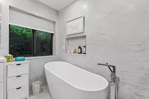 349 Seneca Ln, Boca Raton, FL 33487 - Photo 42