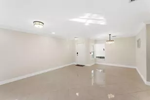 6384 Adriatic Way, West Palm Beach, FL 33413 - Photo 8