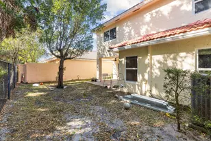 6384 Adriatic Way, West Palm Beach, FL 33413 - Photo 32