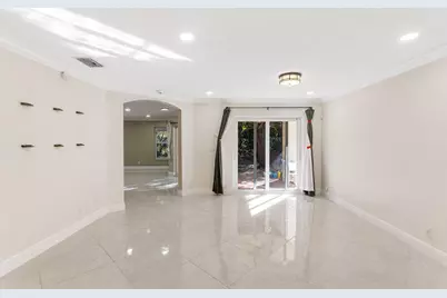 6384 Adriatic Way, West Palm Beach, FL 33413 - Photo 26