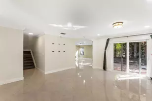 6384 Adriatic Way, West Palm Beach, FL 33413 - Photo 6