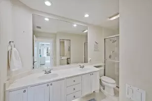 5063 Magnolia Bay Cir, Palm Beach Gardens, FL 33418 - Photo 14