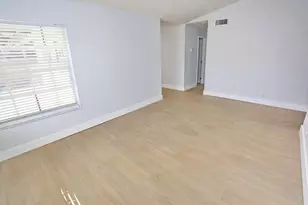 8120 SW 4th Ct, North Lauderdale, FL 33068 - Photo 12