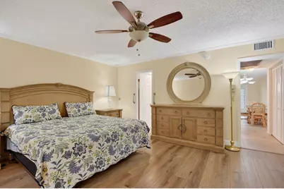 2070 Newport Q, Deerfield Beach, FL 33442 - Photo 16