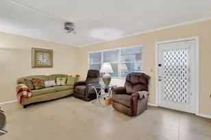 2070 Newport Q, Deerfield Beach, FL 33442 - Photo 6