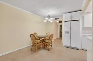 2070 Newport Q, Deerfield Beach, FL 33442 - Photo 12