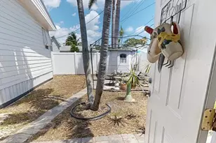 8948 W Shady Ln, Boynton Beach, FL 33436 - Photo 8