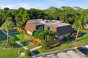 6061 SE Riverboat Dr, Stuart, FL 34997 - Photo 1