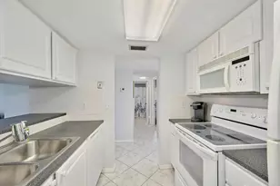 835 18th St, Vero Beach, FL 32960 - Photo 12