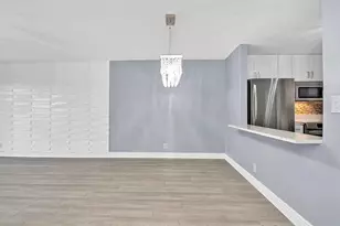 9355 SW 8th St, Boca Raton, FL 33428 - Photo 34