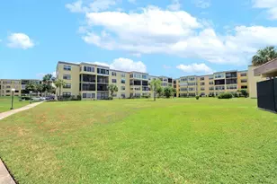 9355 SW 8th St, Boca Raton, FL 33428 - Photo 22