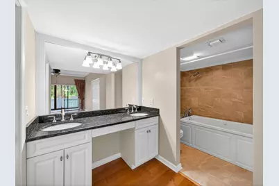 1660 Twelve Oaks Way #303, North Palm Beach, FL 33408 - Photo 6