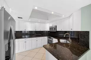 1660 12 Oaks Way, North Palm Beach, FL 33408 - Photo 12