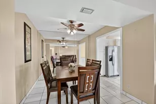 3871 Via Poinciana, Lake Worth, FL 33467 - Photo 8