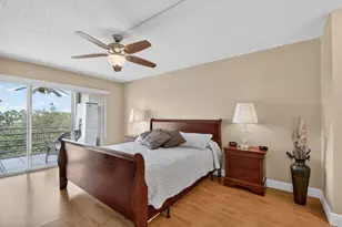 3871 Via Poinciana, Lake Worth, FL 33467 - Photo 24