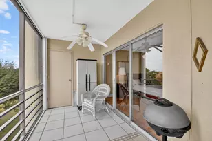 3871 Via Poinciana, Lake Worth, FL 33467 - Photo 18