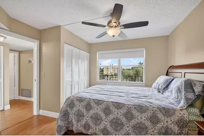 3871 Via Poinciana #404, Lake Worth, FL 33467 - Photo 34