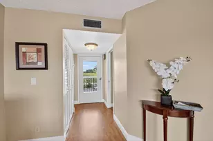 3871 Via Poinciana, Lake Worth, FL 33467 - Photo 4