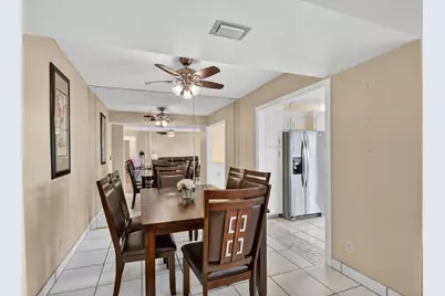 3871 Via Poinciana #404, Lake Worth, FL 33467 - Photo 8