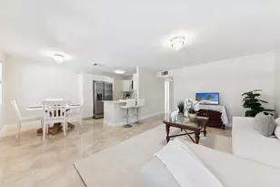 71 Northampton D, West Palm Beach, FL 33417 - Photo 1