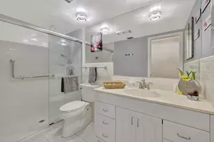 3050 NE 48th St, Fort Lauderdale, FL 33308 - Photo 30