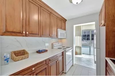 3050 NE 48th Street, Fort Lauderdale, FL 33308 - Photo 22