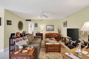 256 Flanders F, Delray Beach, FL 33484 - Photo 8