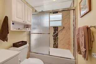 256 Flanders F, Delray Beach, FL 33484 - Photo 18