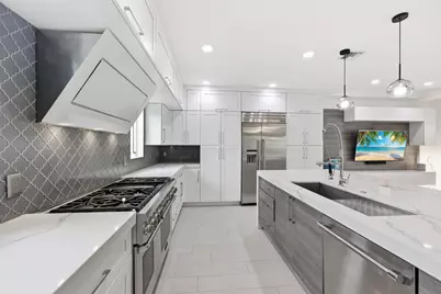 1044 NW 6th Drive, Boca Raton, FL 33486 - Photo 18