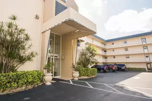 3575 S Ocean Blvd, South Palm Beach, FL 33480 - Photo 2