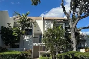 1405 Bridgewood Dr, Boca Raton, FL 33434 - Photo 2