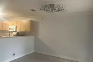 1239 Imperial Lake Rd, West Palm Beach, FL 33413 - Photo 4