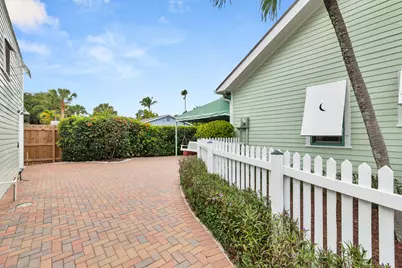 800 Kanuga Drive, West Palm Beach, FL 33401 - Photo 24