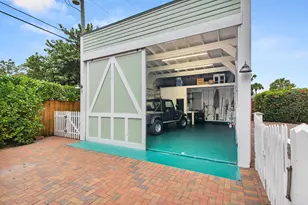 800 Kanuga Dr, West Palm Beach, FL 33401 - Photo 18