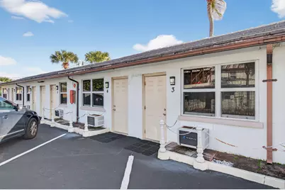 704 N Dixie Highway, Lantana, FL 33462 - Photo 8